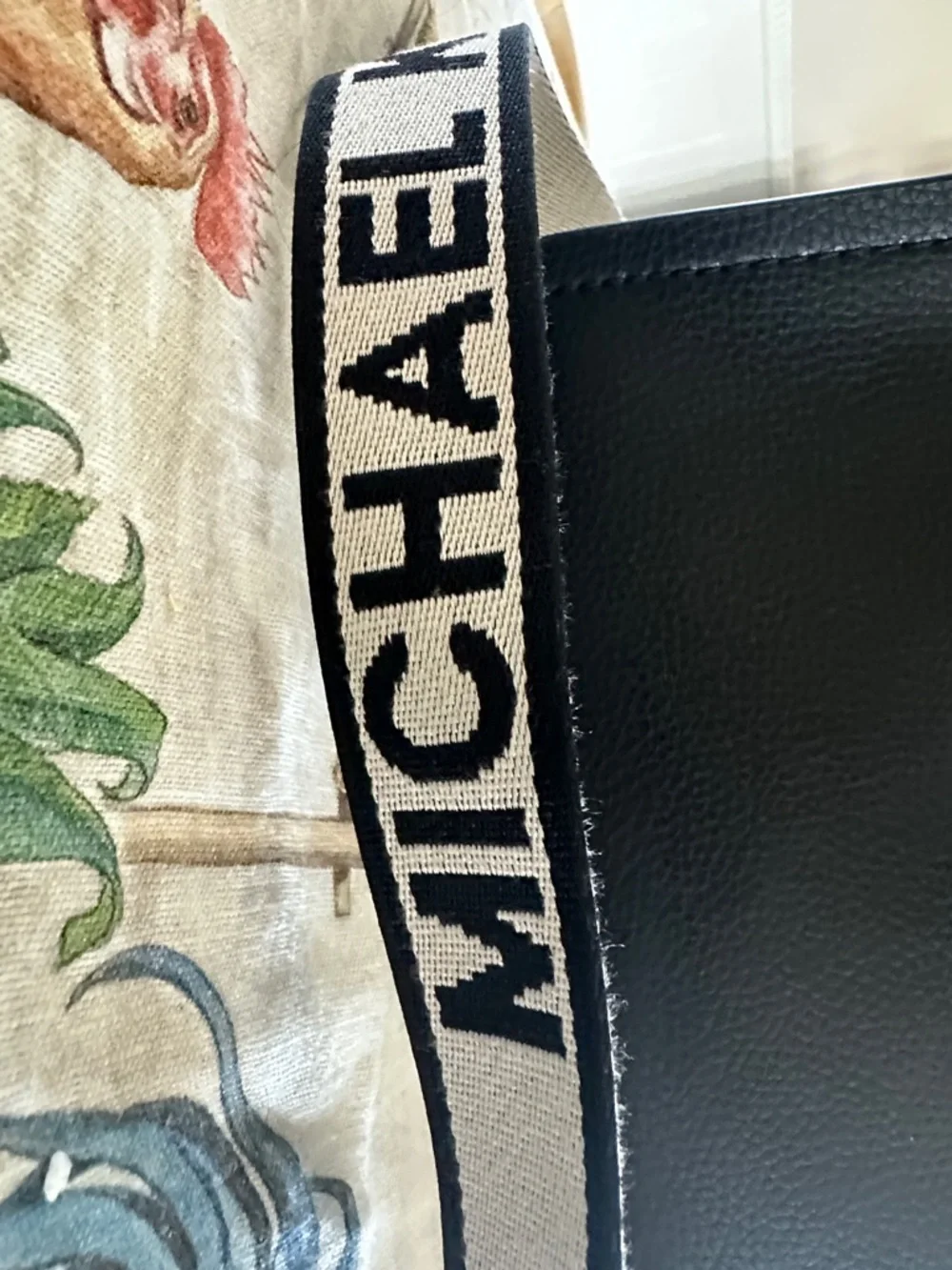 Michael Kors Black Tote with Gold Logo Charm - Picture 5 of 7